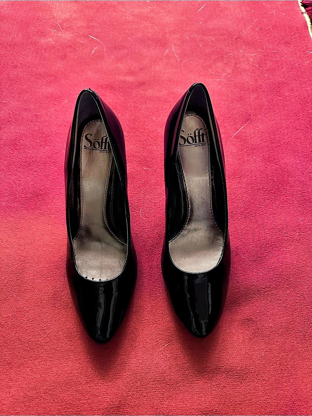 SoftWalk Pointed-Toe Patent Heels in Black